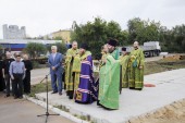 Молебен на начало строительства храма в районе Дубровки 